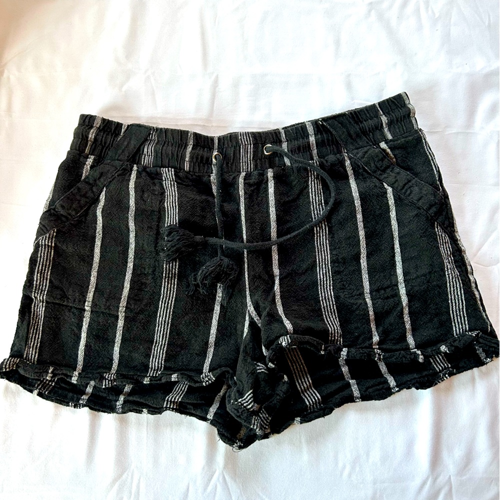 Women’s Rewind shorts, black and white striped, tie waist, short, comfy